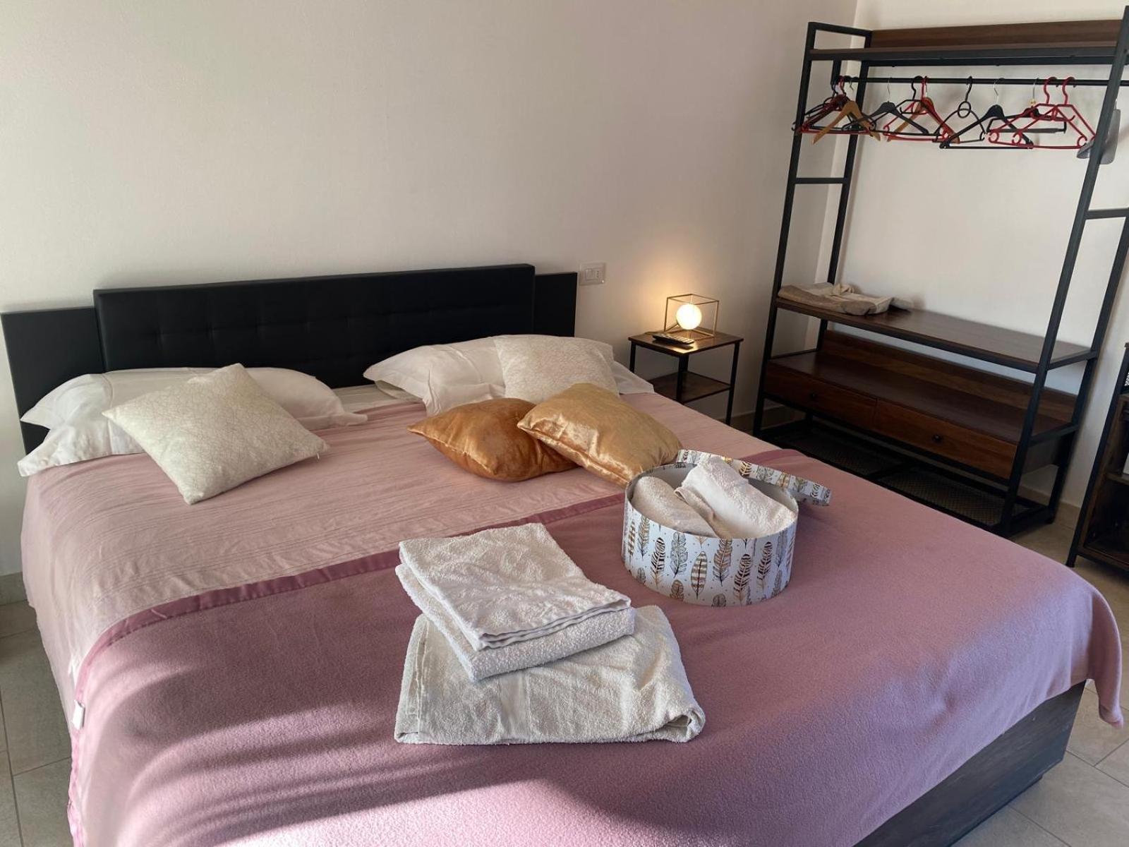 Orchidea Del Garda & Apartment
